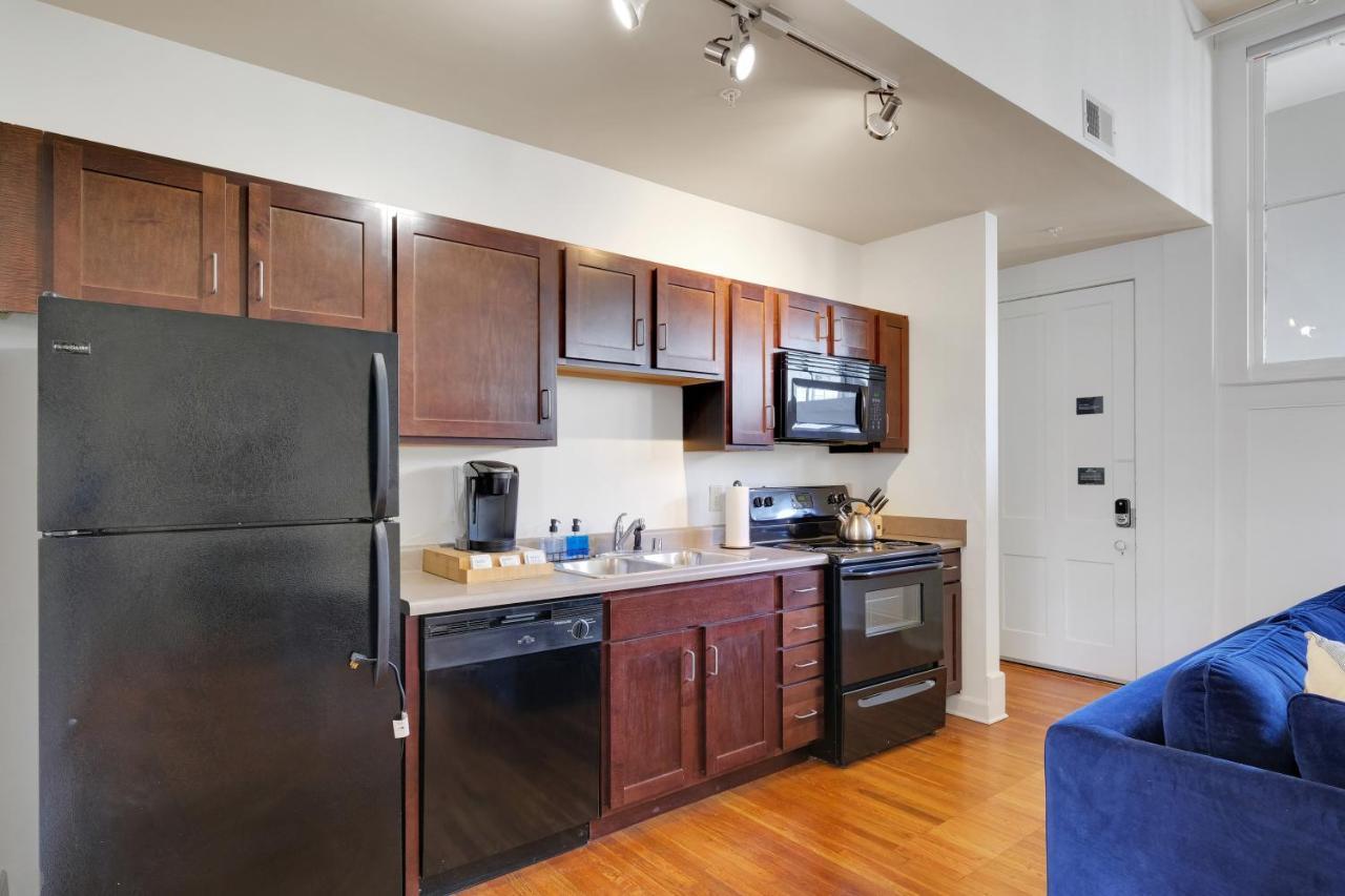 Apartment With King Bed In Downtown Louisville Exterior photo